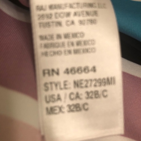 2Piece Swimsuit (top 32B/C Bottom M) - Picture 4 of 4